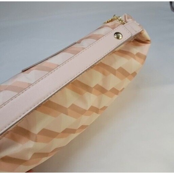 Estée Lauder Peach & Cream Cosmetic Makeup Gift Set Bag Travel Weekender - Picture 4 of 8